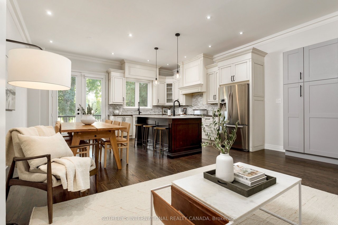 461 Valermo Dr