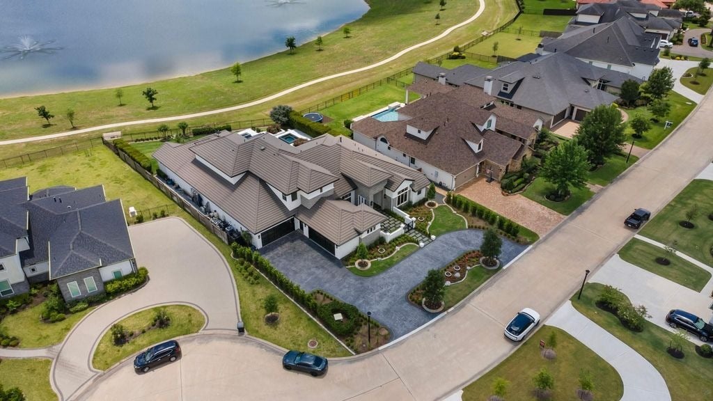 23314 Vista De Tres Lagos Dr
