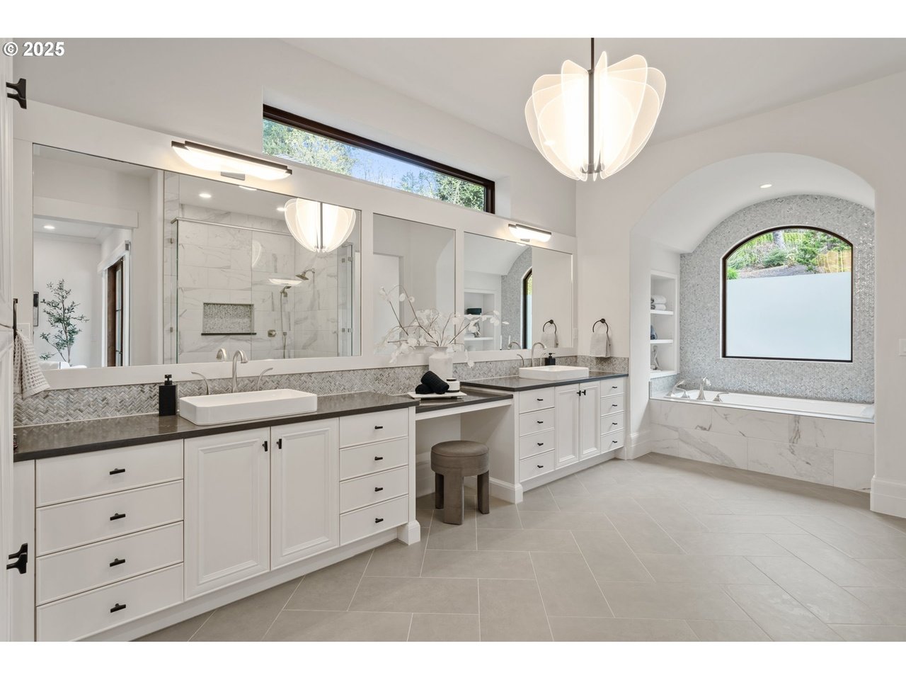 13231 SW Iron Mountain Blvd
