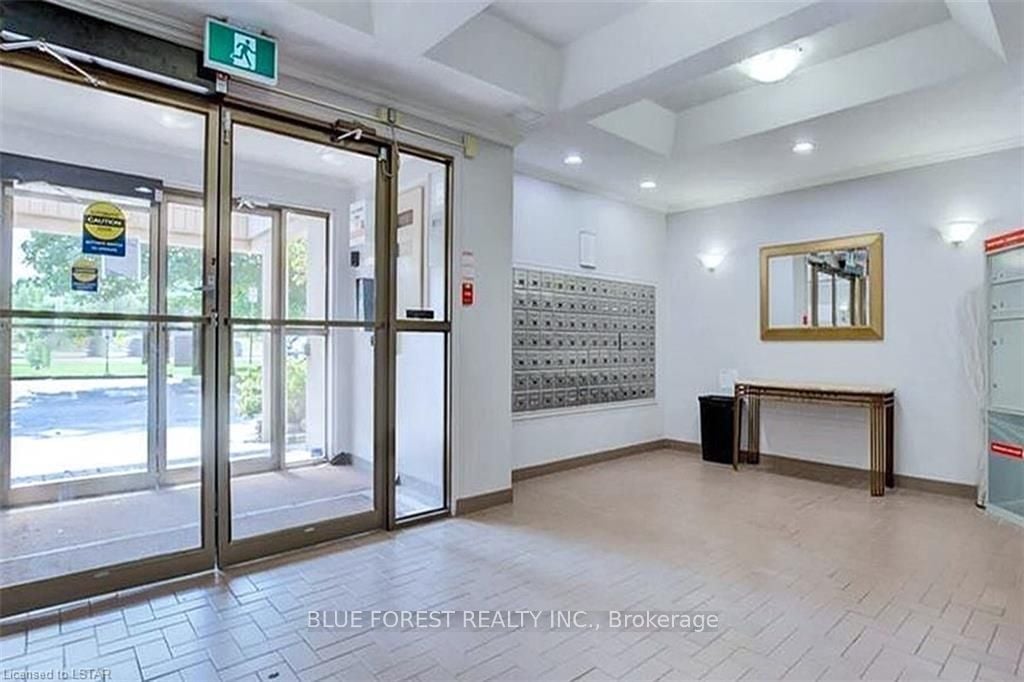 858 Commissioners Rd E 1103