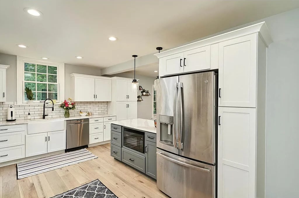 39 N Wheaton Rd