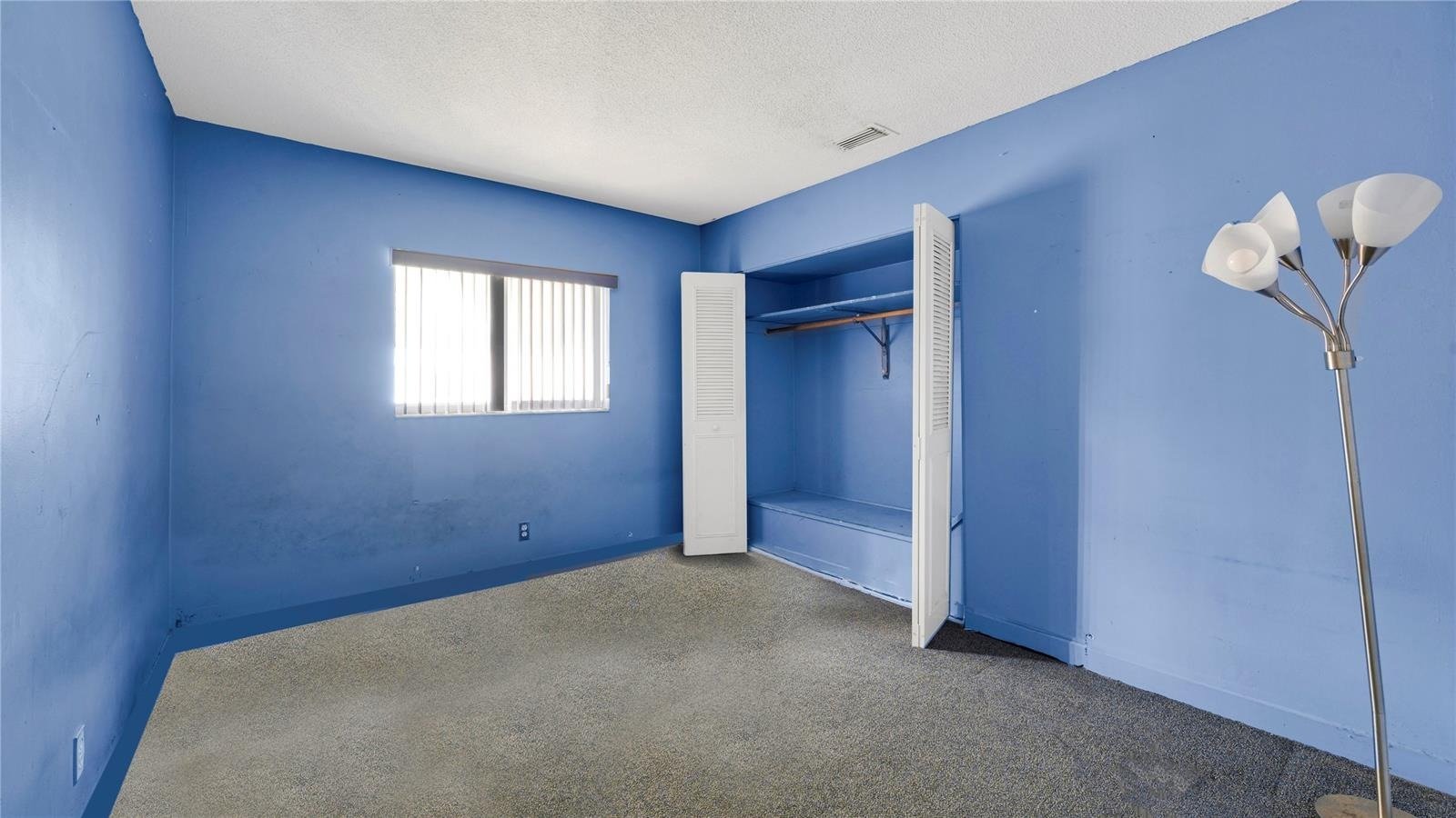 3700 NW 25th St