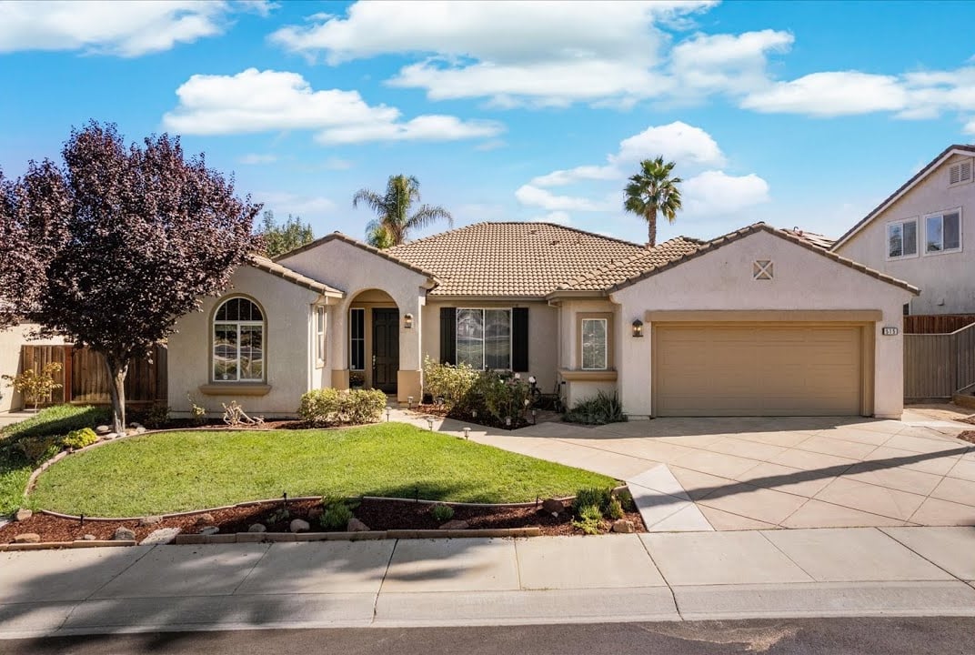 515 Half Moon Ct Discovery Bay AT LAKESHORE