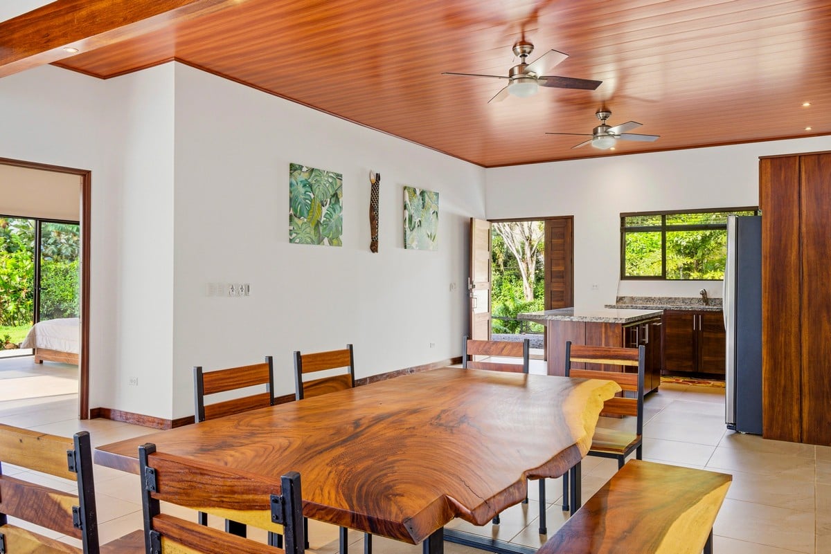 1.62 ACRES – Luxury 3 Bedroom Home Plus Guest House With Breathtaking Valley Views & Private Creek Access, Private Mountain Retreat!!!