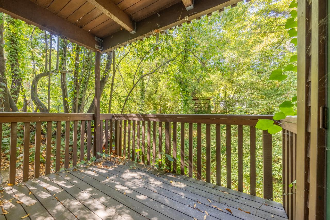 84 Madrone Ave #20