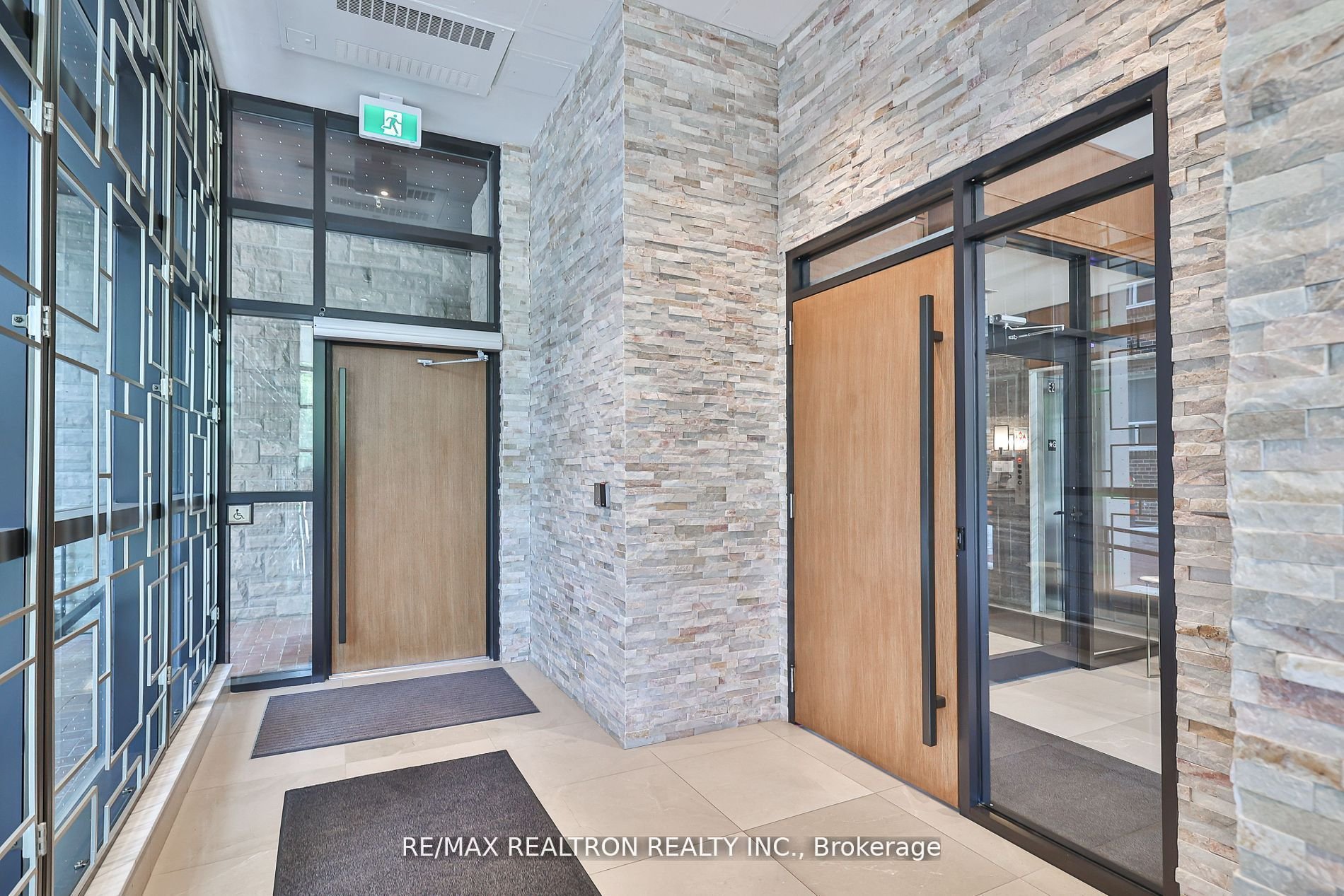 285 Avenue Road #601