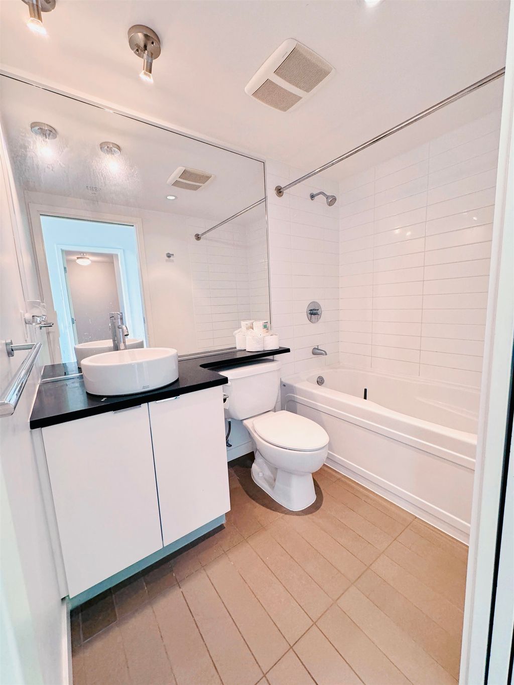 233 Robson St, #2309