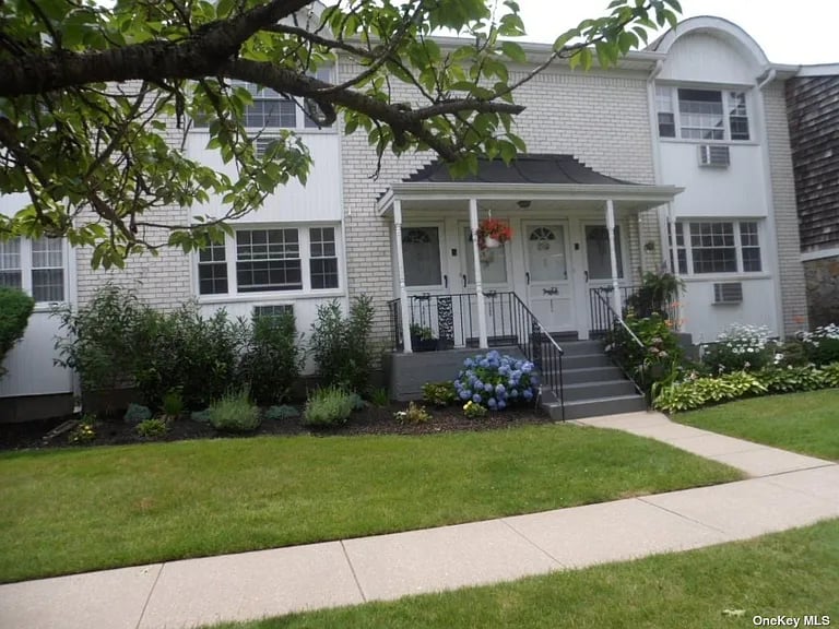 4009 Wilshire Lane Unit: G9