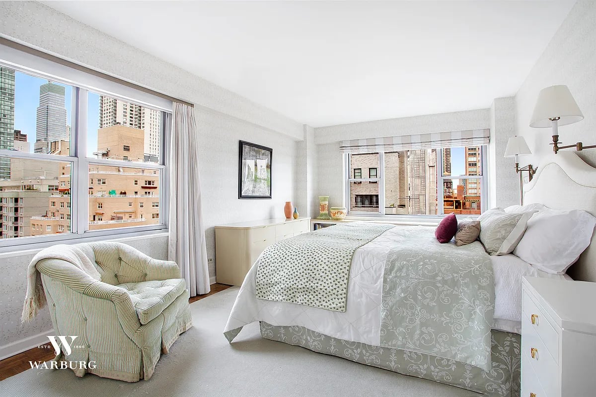 400 East 56th St, #20G