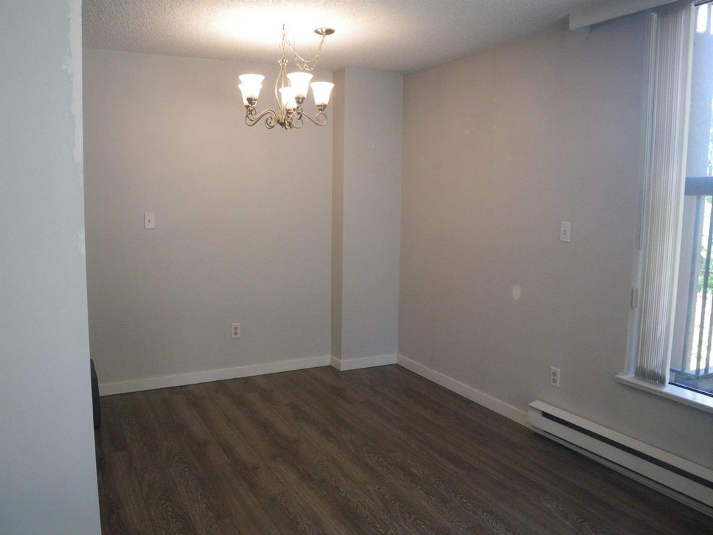 2041 Bellwood Ave, #208