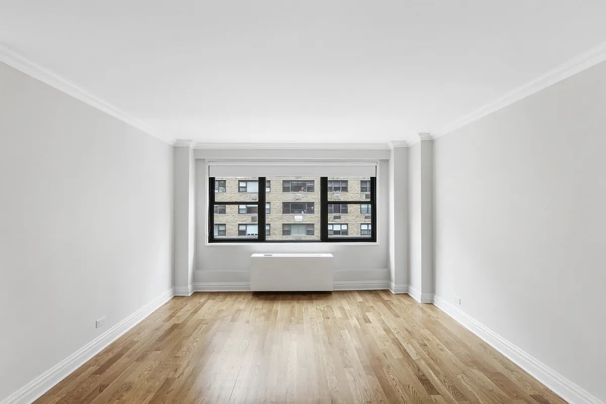 141 East 33rd St Unit: 7N