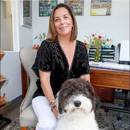 Lisa Turner Lake Havasu City, AZ Real Estate Agent Headshot