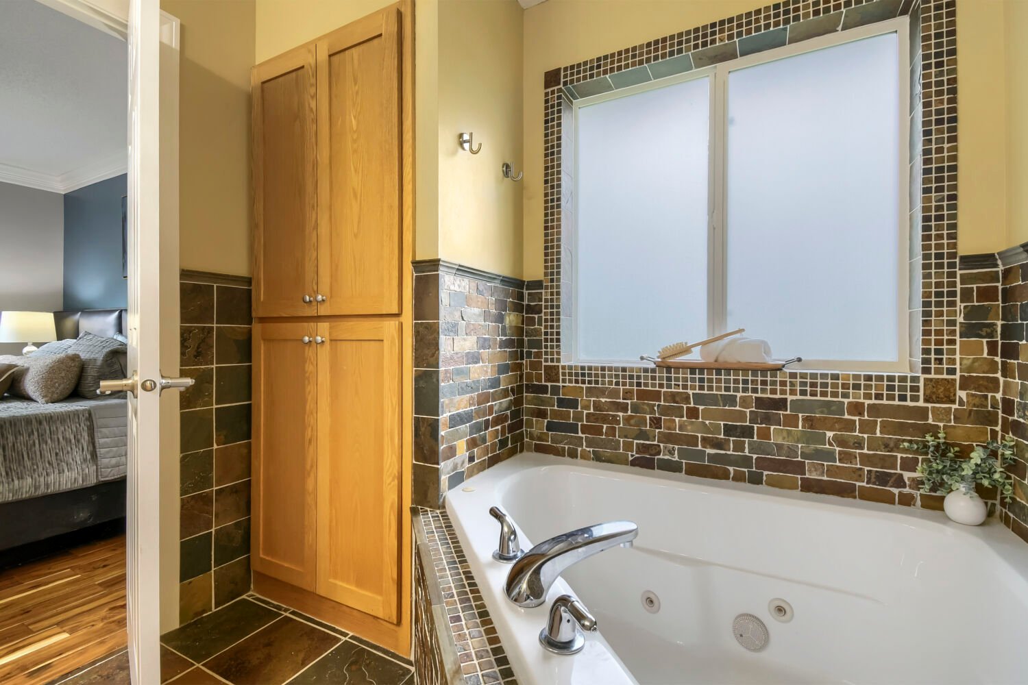 22376 Brett Trail, Rogers, MN 55374