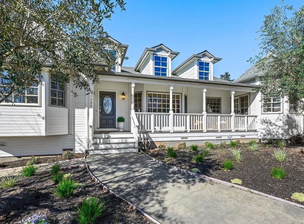 735 Johnson St - Healdsburg