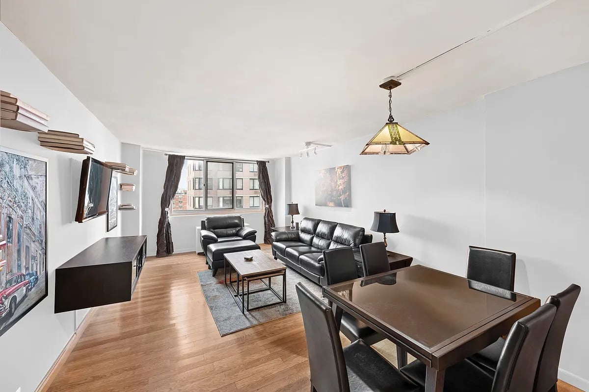 345 East 93rd Street Unit: 10H