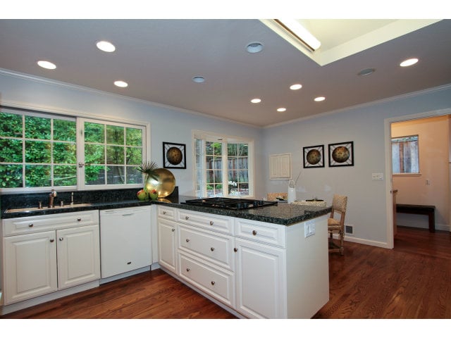 25 La Loma Drive