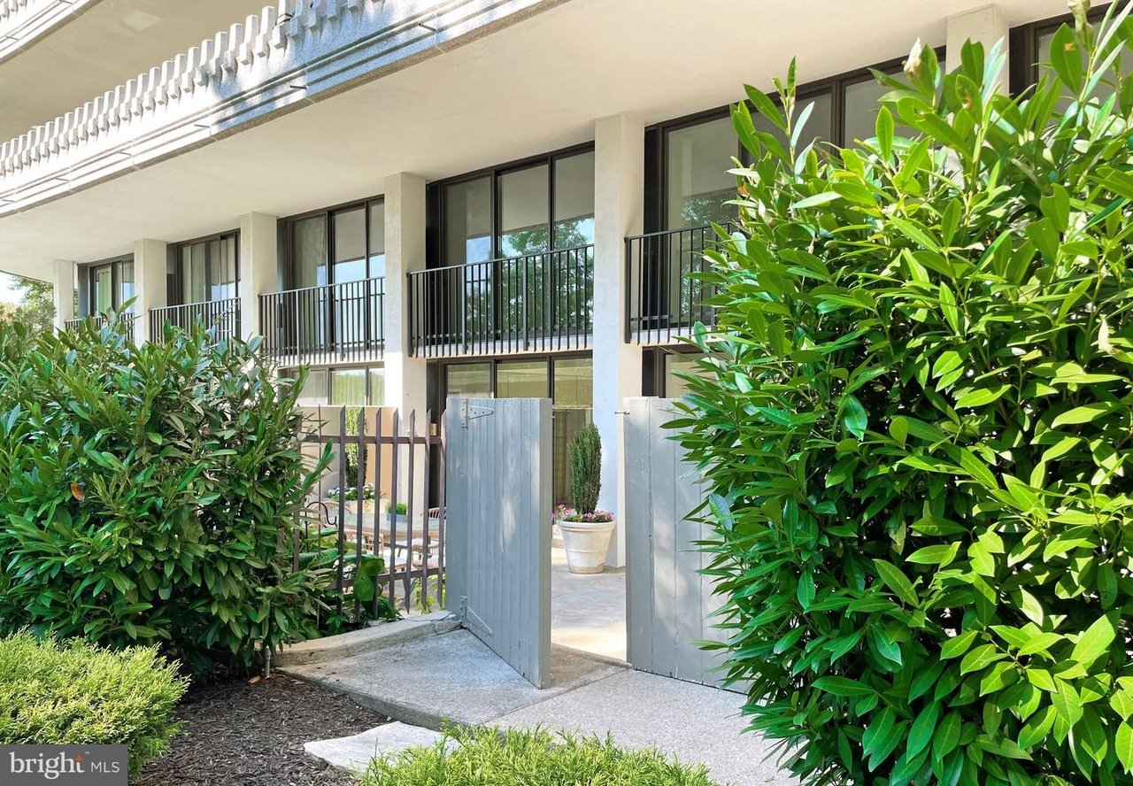 2700 Virginia Ave NW Unit 101/102