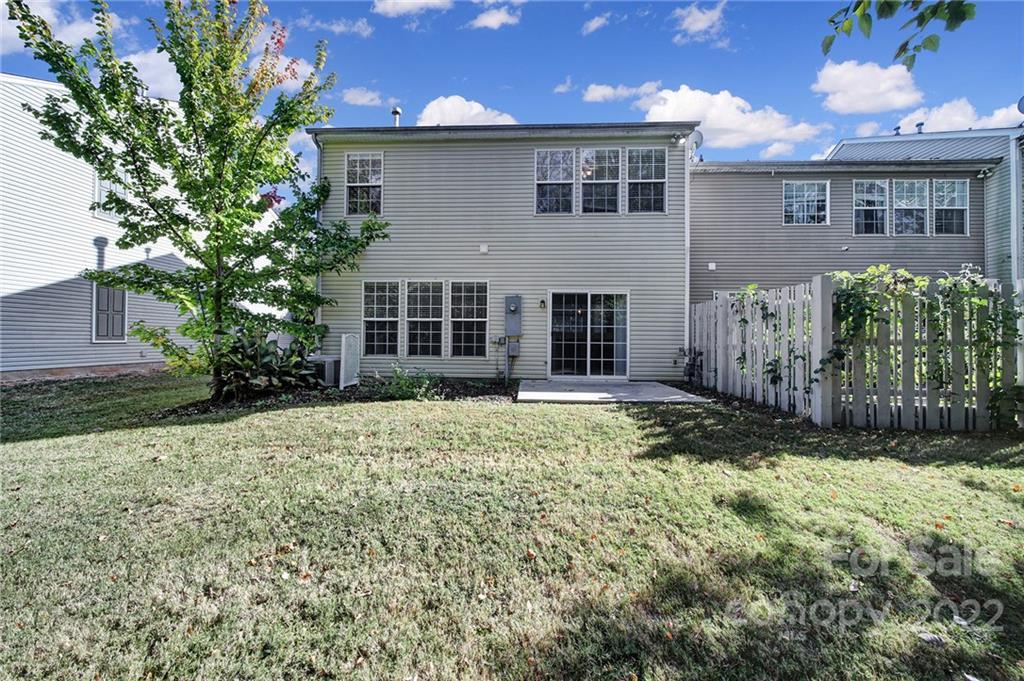 11708 Huxley Rd