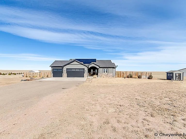 1528 Scenic Ridge Dr