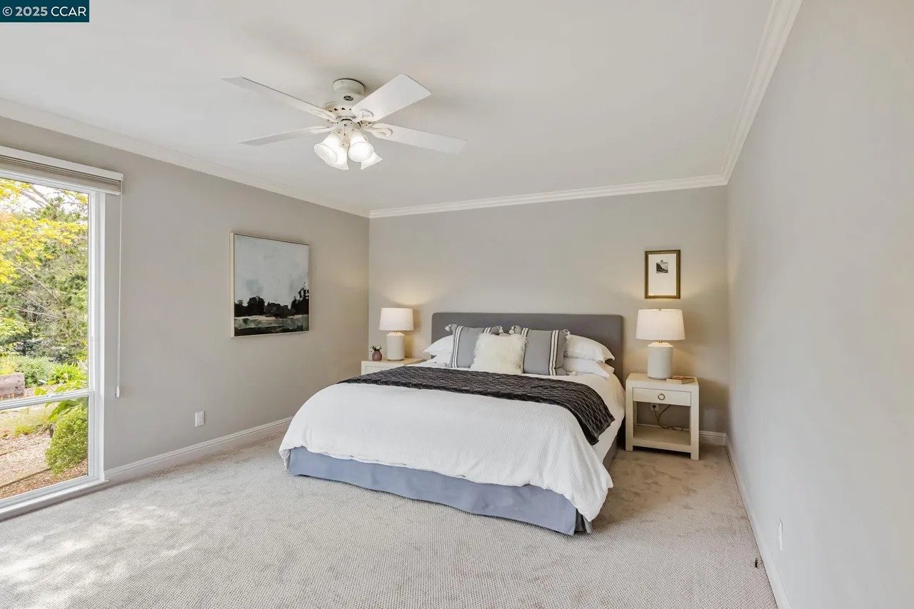 372 Birchwood Dr