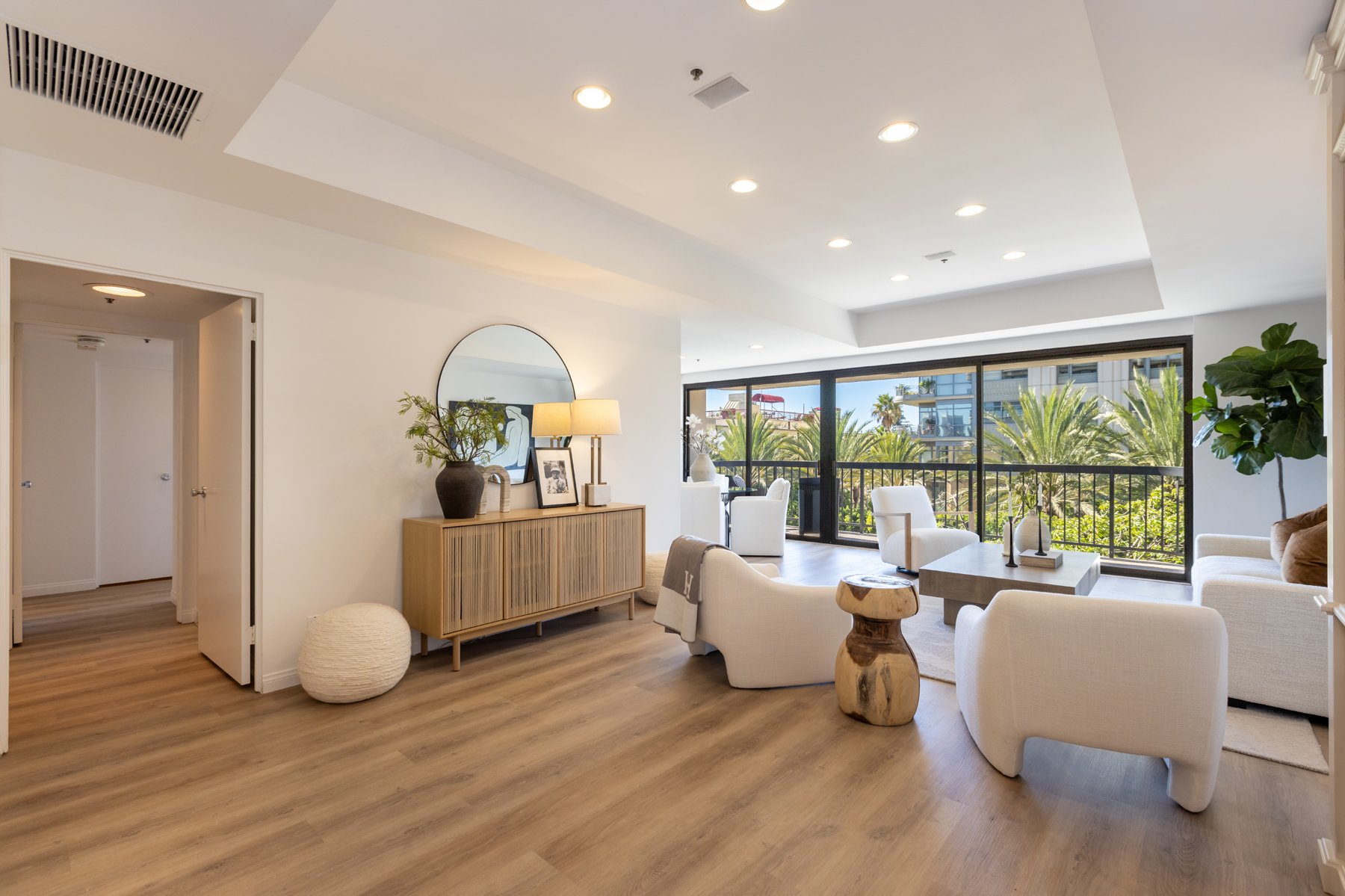 10790 Wilshire Blvd #301, Westwood