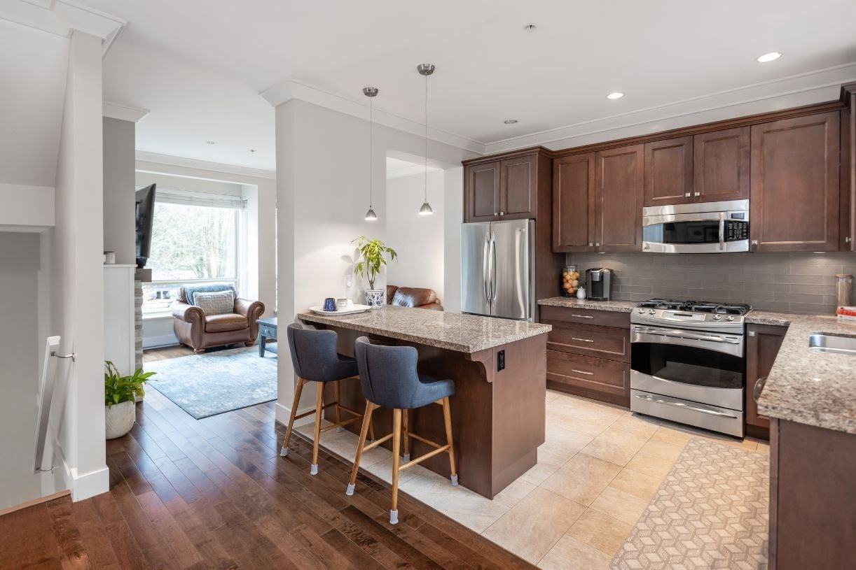 897 Premier St, #1