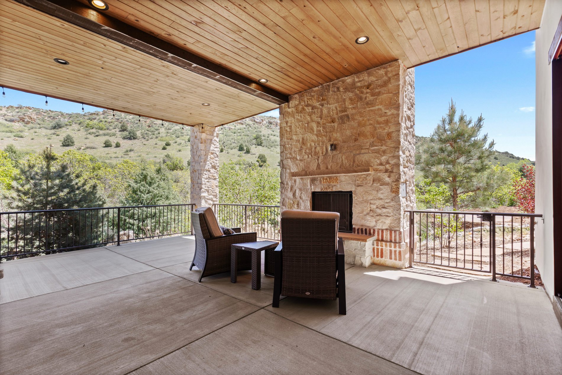 8278 Raphael Lane