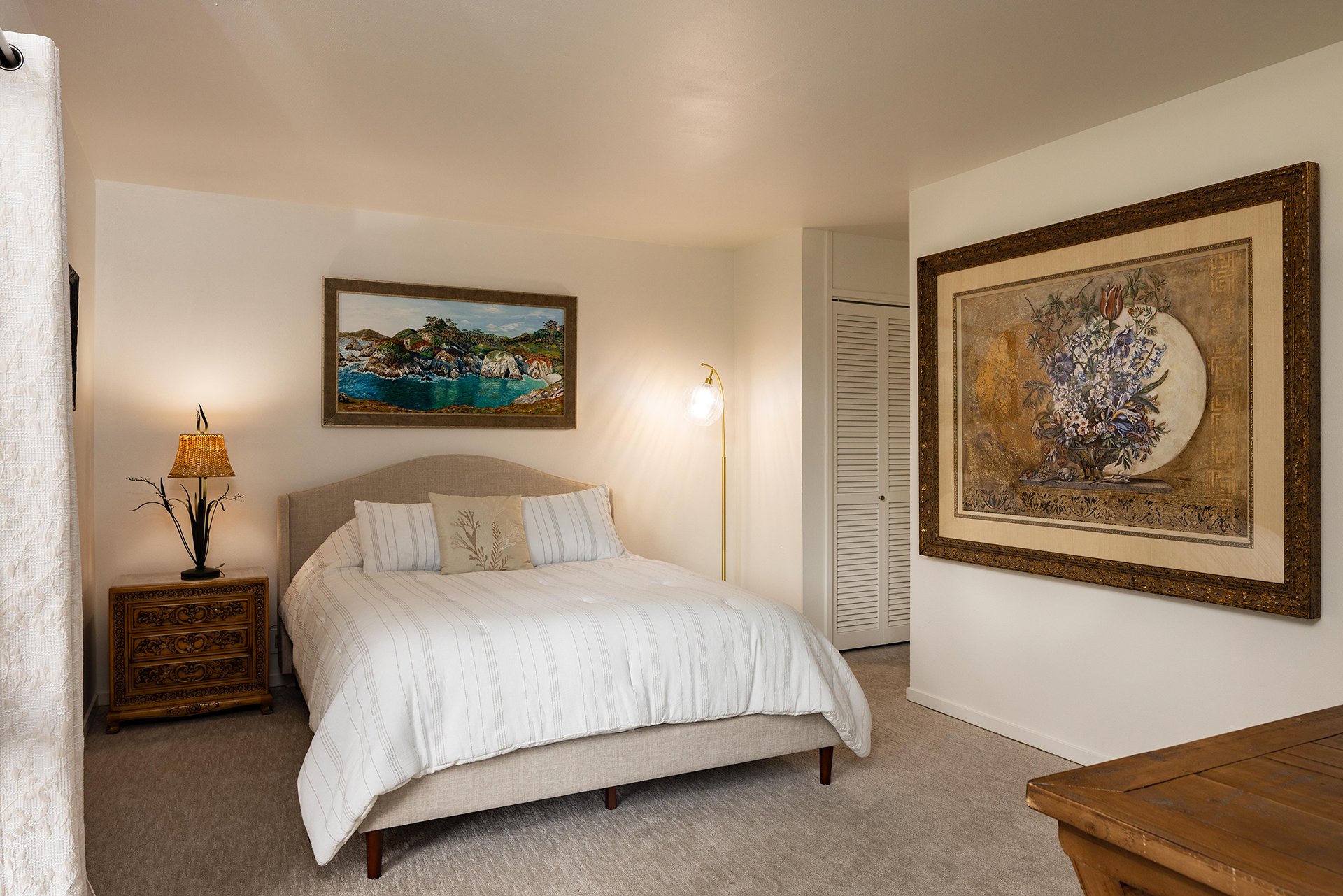 Quail Lodge Living - 7020 Valley Greens Drive #8