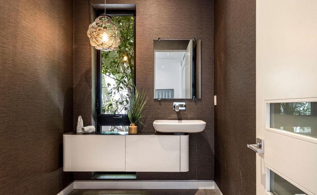 N Edinburgh Avenue, 90048