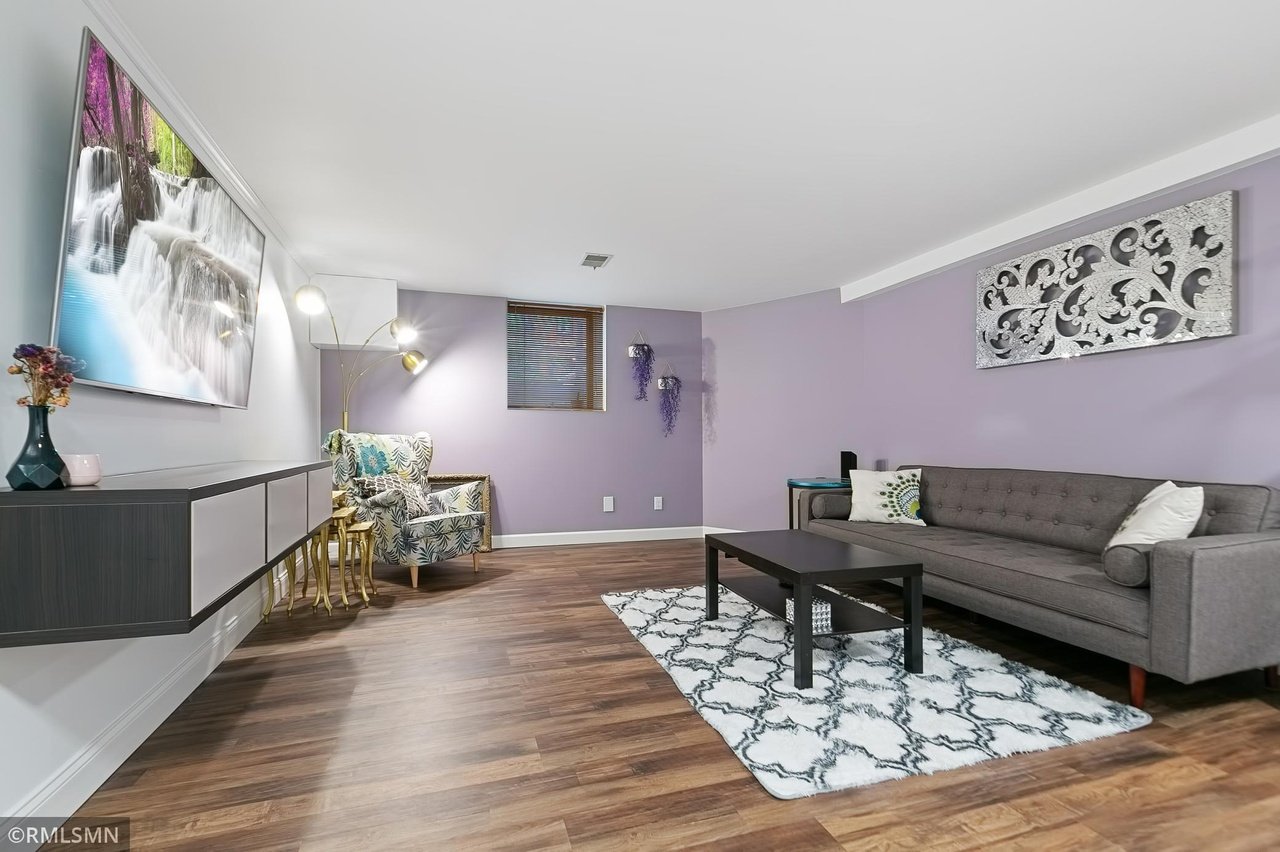24 Saint Albans St S #7