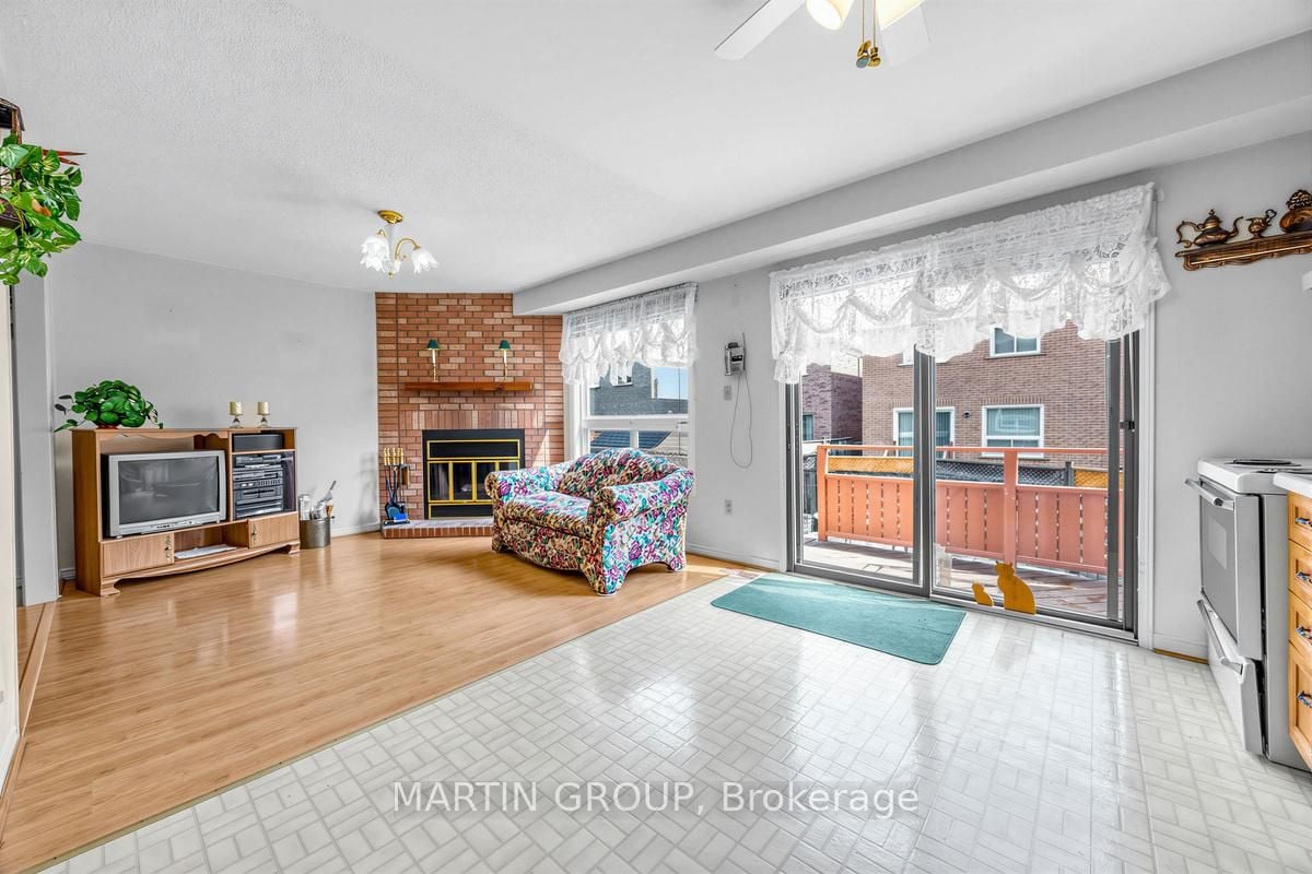 1529 Beechlawn Dr