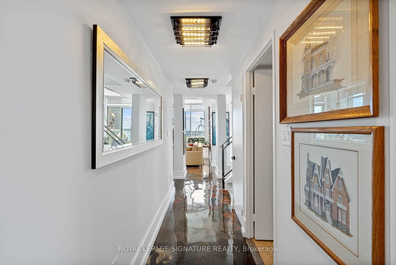 PENTHOUSE ON THE MILL