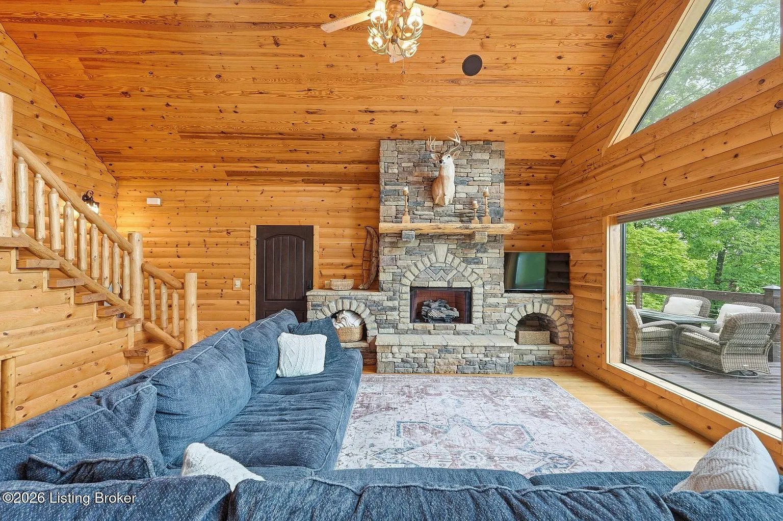 29 River Run Ln