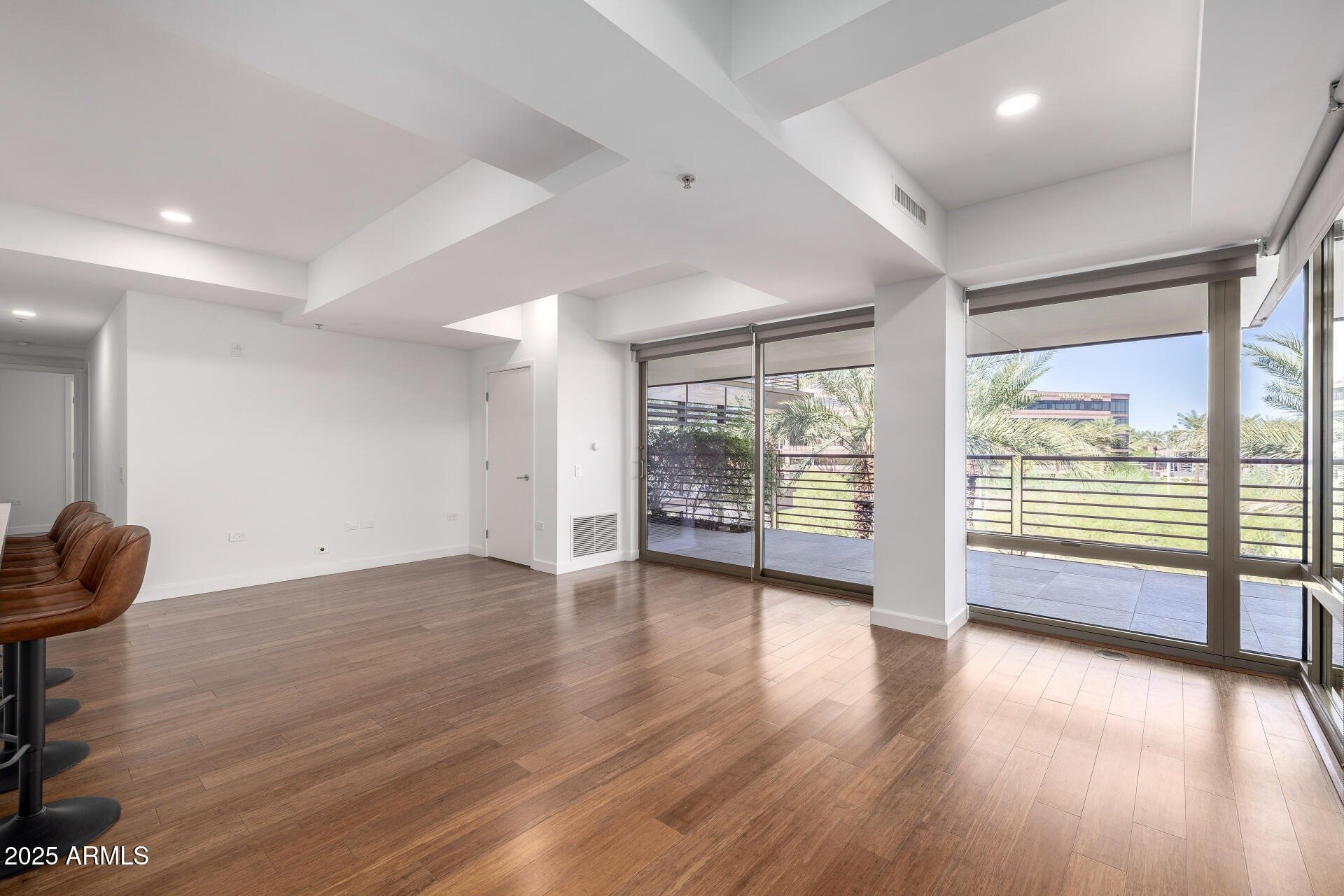 7161 E Rancho Vista Dr, #4007