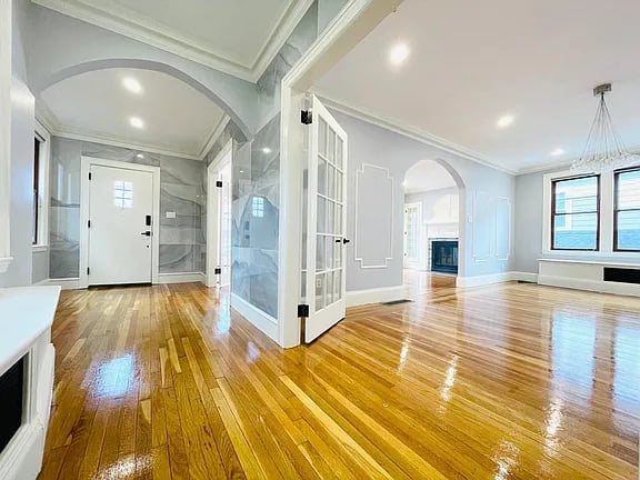 28 Wolcott Rd