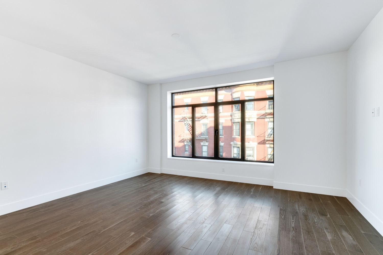 10 Lenox Avenue Unit: 6-B