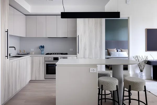 1 West 60th Street #15C