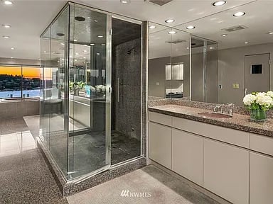 1118 Lakeview Blvd E APT 4