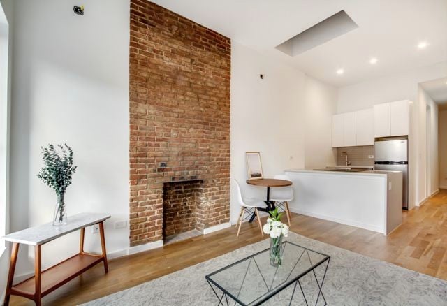 235 Malcolm X Boulevard Unit: 2R