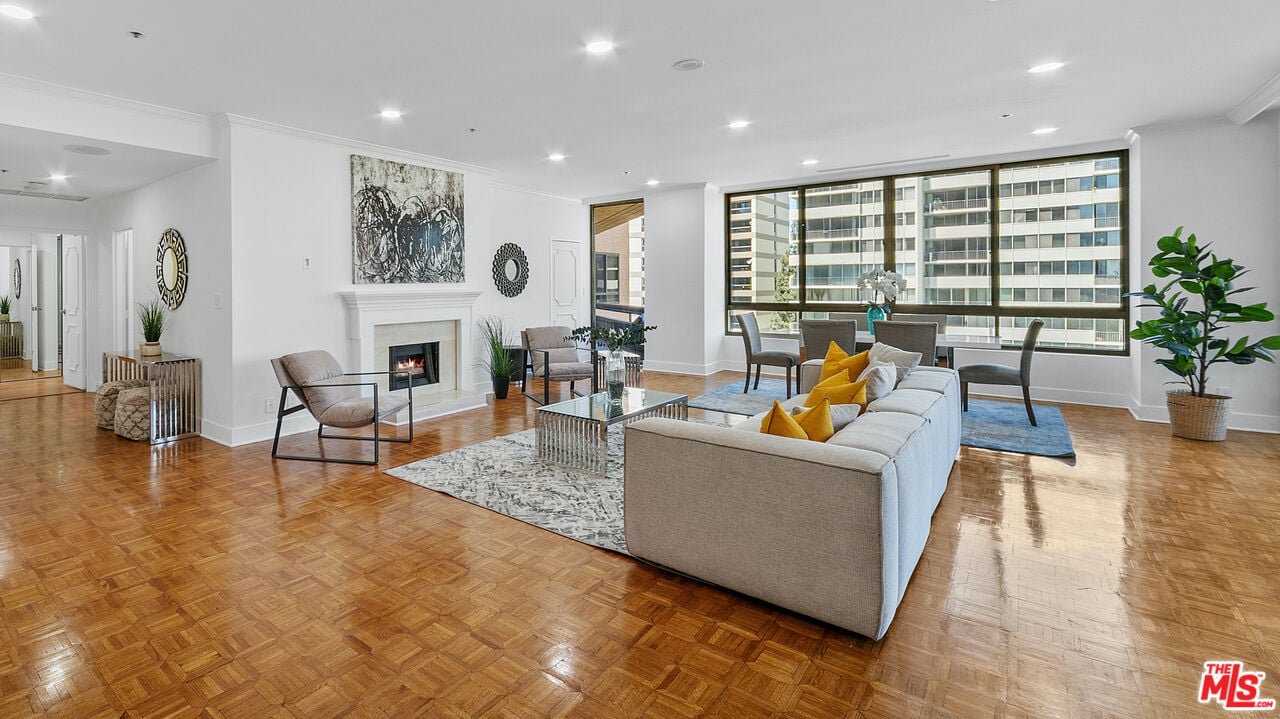 10430 Wilshire Blvd, #503 