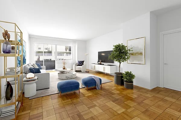 58 West 58th Street Unit: 10C