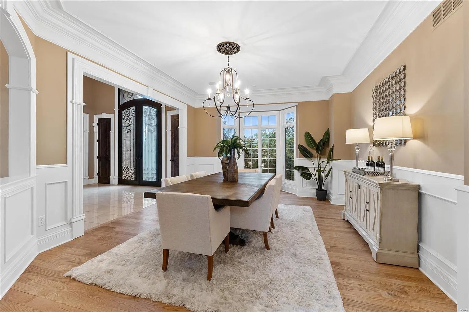 1266 Devonworth Dr