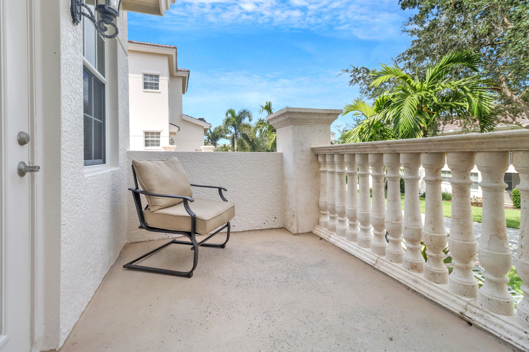 562 Avellino Isles CIR # 201