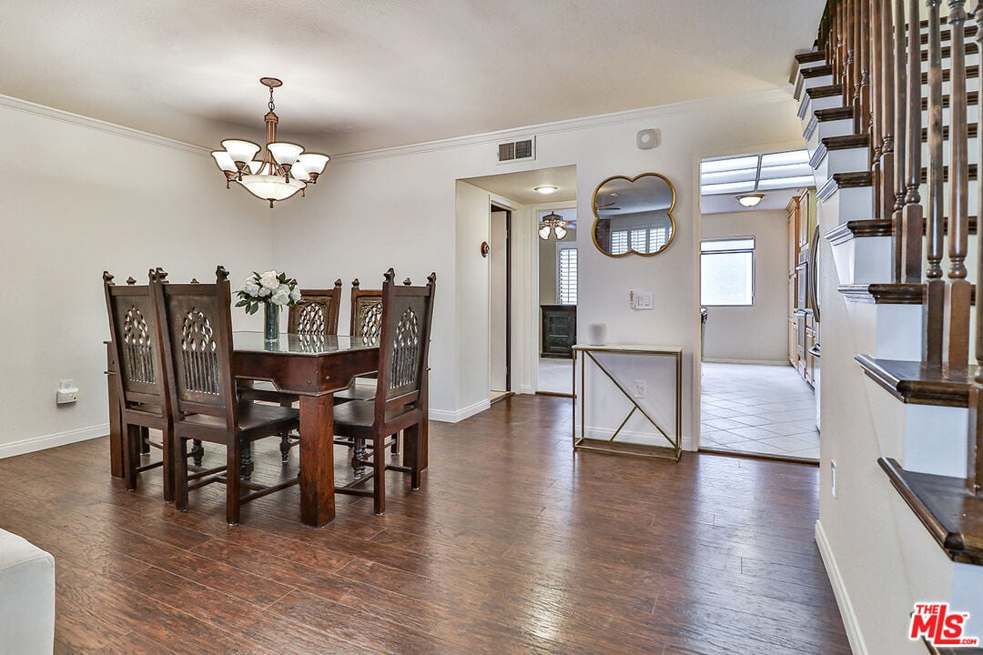 18100 Burbank Blvd Unit 19