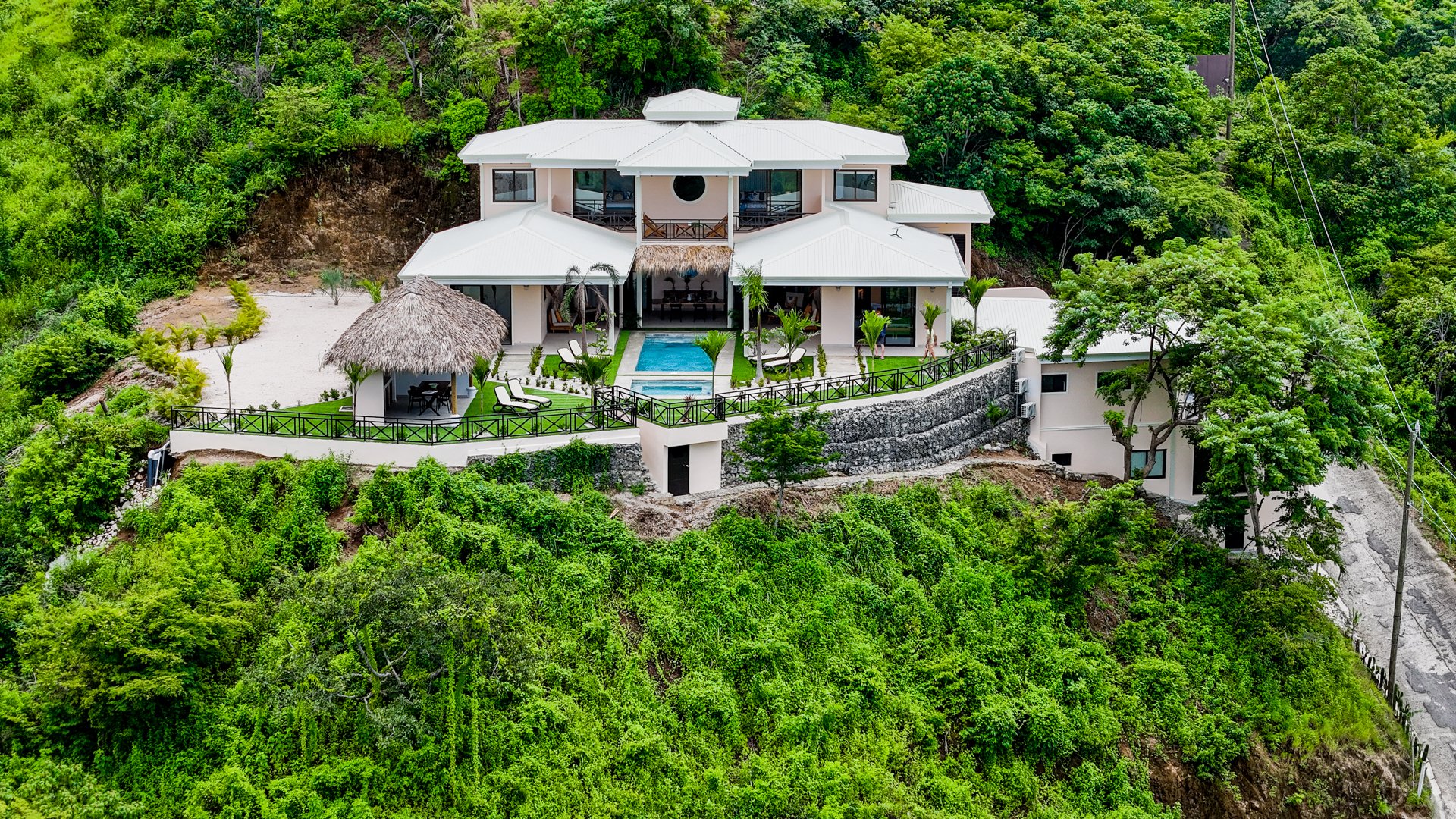 Casa Camari en la Marcela | Near the Coast House For Sale in Playa Potrero