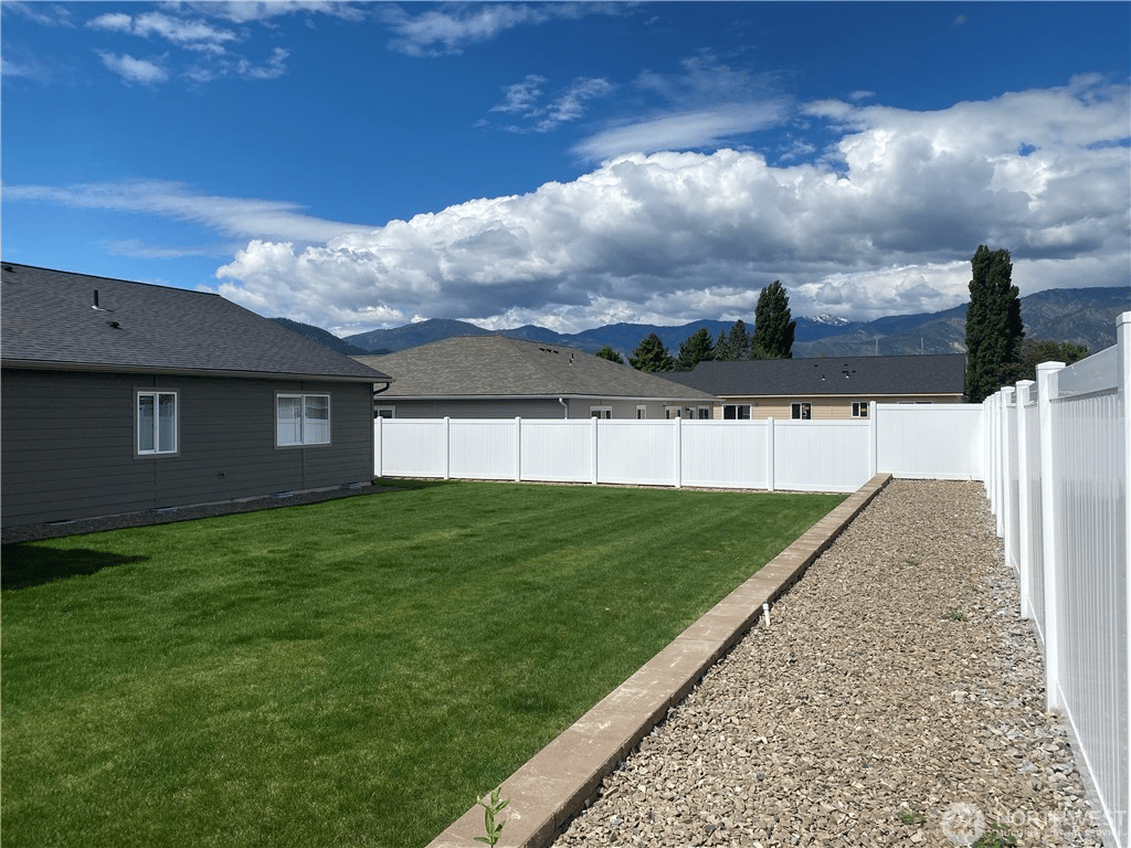 36 Manzanita Dr