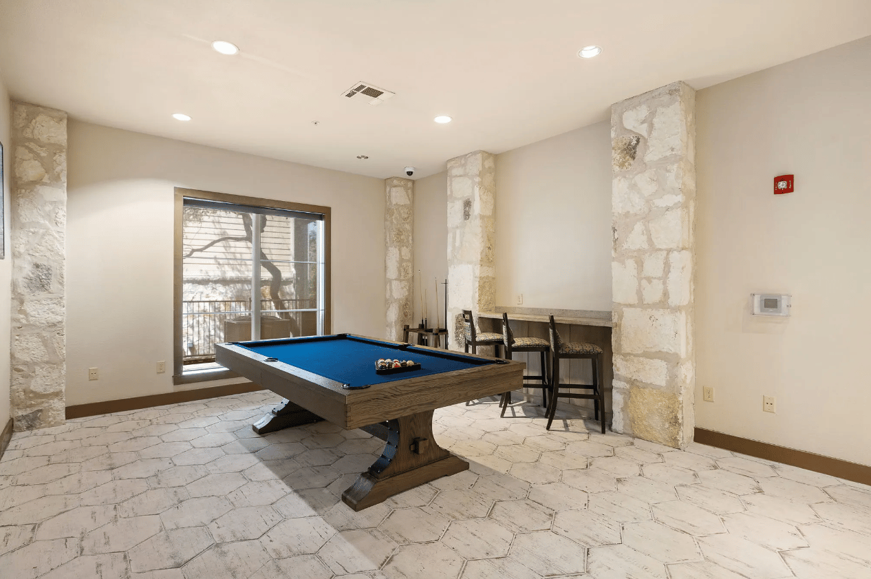 Up to 8 Weeks Free on select units with 12+ month leases