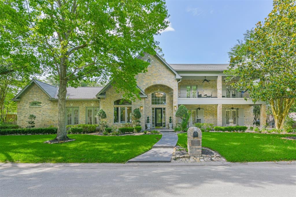 241 Merrie Way Ln