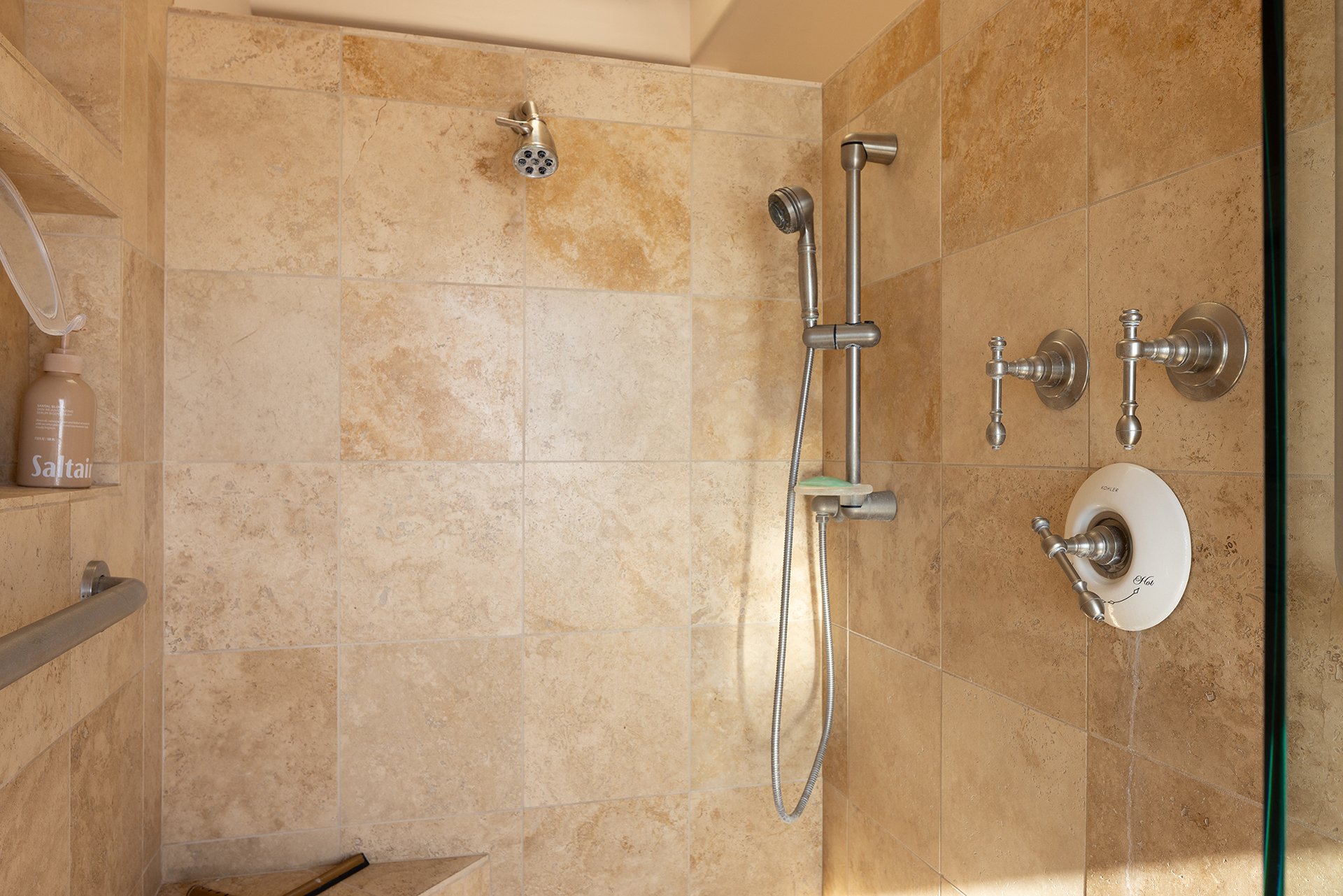 Stylish Del Mesa Retreat - 129 Del Mesa