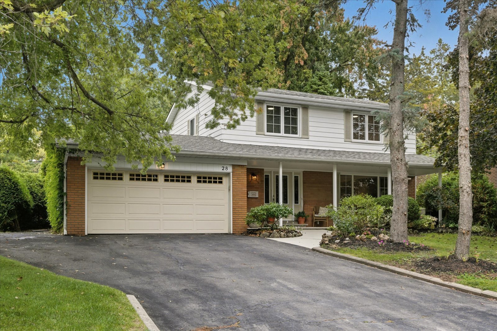 28 Christman Crt 